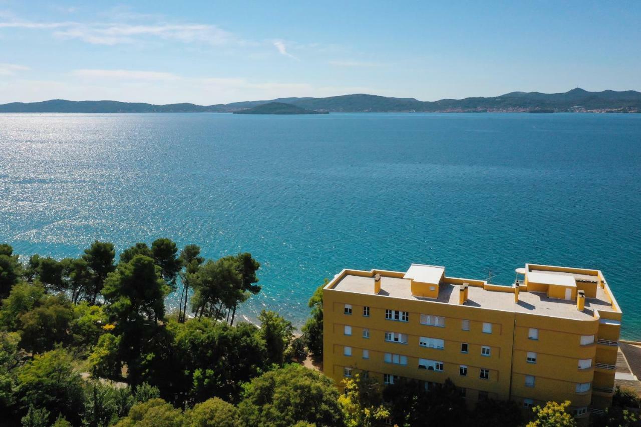 Apartment Caisa Classic Beachfront *
